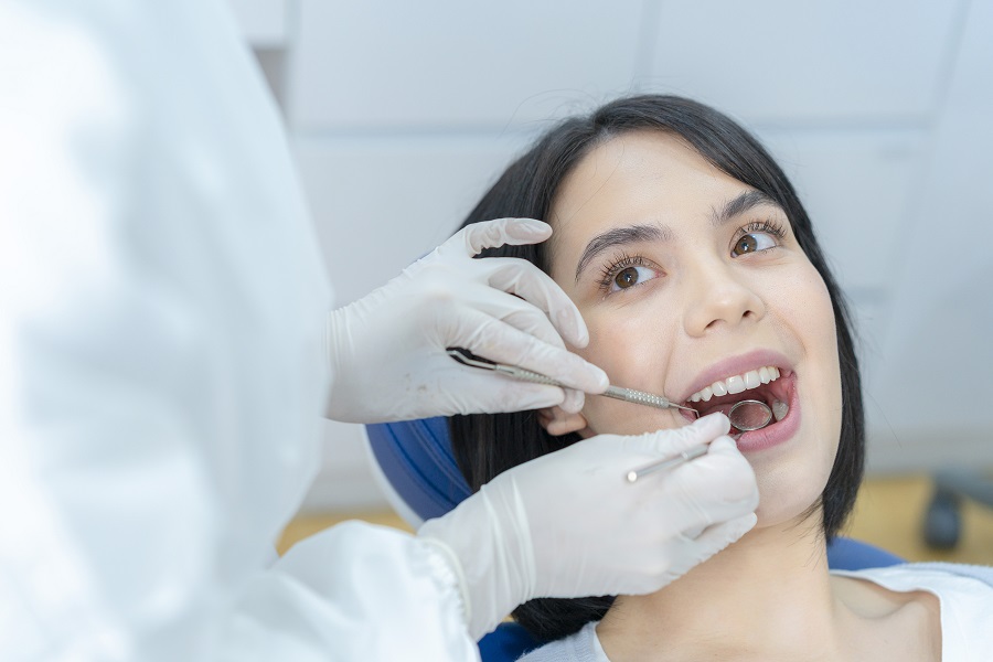 When Is It Time to Get a Professional Dental Checkup?