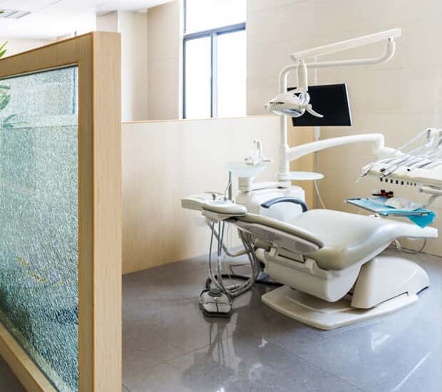 Find a Dentist in Aurora