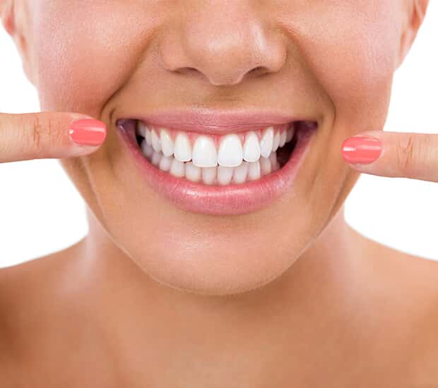 Aurora What Is Gum Contouring and Reshaping